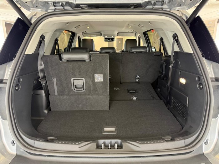 2025 Ford Everest Trend