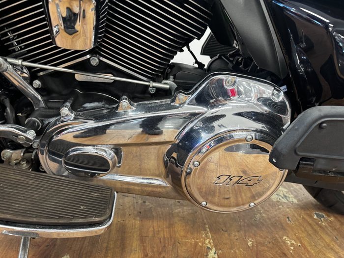 2019 Harley-Davidson FLHTK ULTRA LIMITED (TT) SILVER