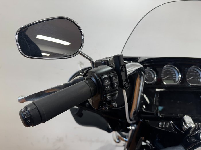 2019 Harley-Davidson FLHTK ULTRA LIMITED (TT) SILVER