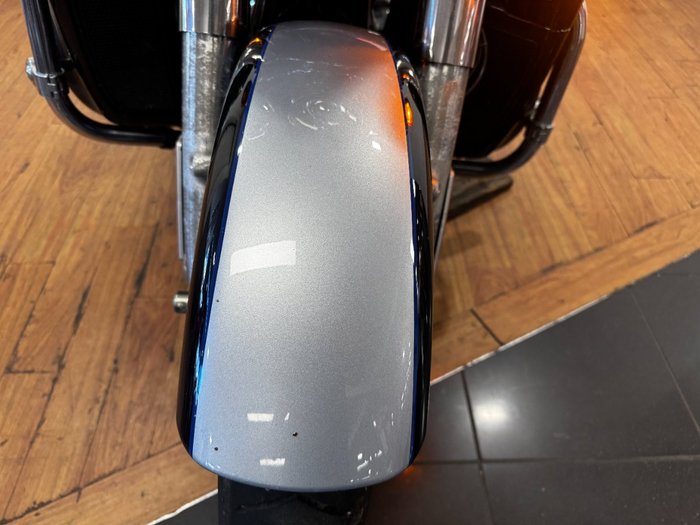 2019 Harley-Davidson FLHTK ULTRA LIMITED (TT) SILVER