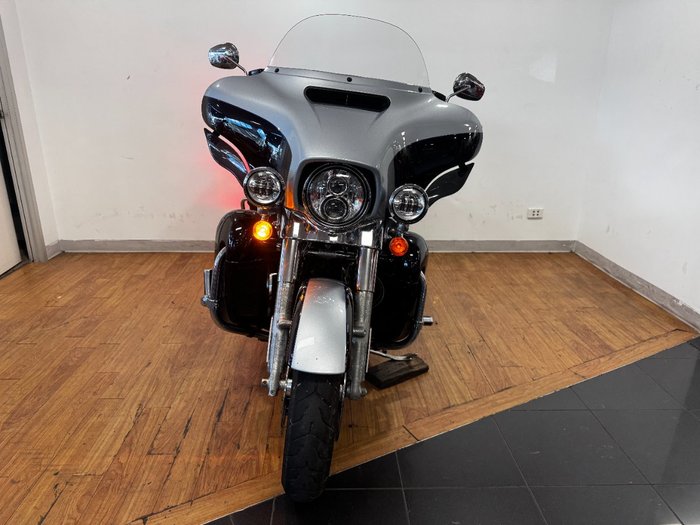 2019 Harley-Davidson FLHTK ULTRA LIMITED (TT) SILVER