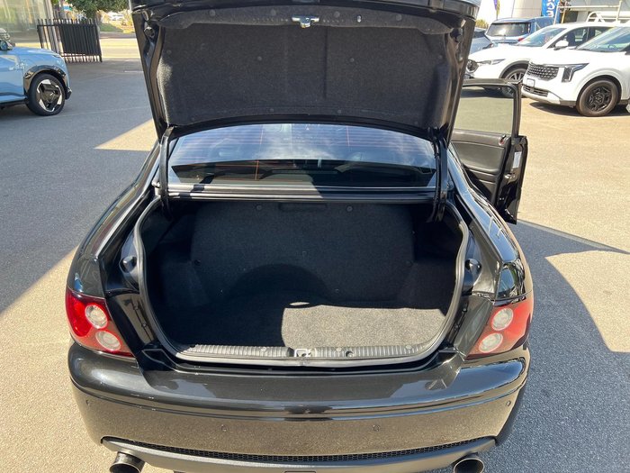 2005 Holden Monaro CV8 Z