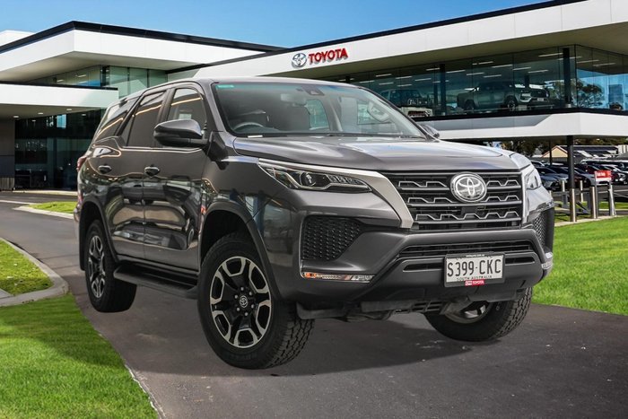 2021 Toyota Fortuner