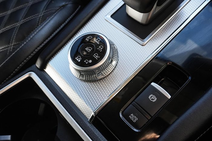 2023 Mitsubishi Outlander Exceed