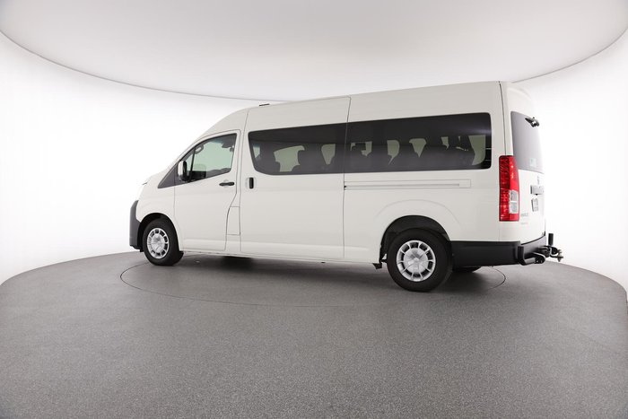 2021 Toyota Hiace Commuter