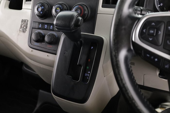 2021 Toyota Hiace Commuter