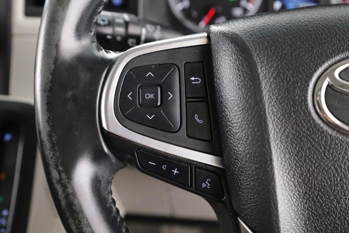 2021 Toyota Hiace Commuter