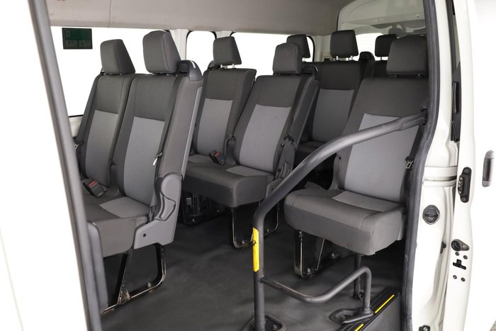 2021 Toyota Hiace Commuter