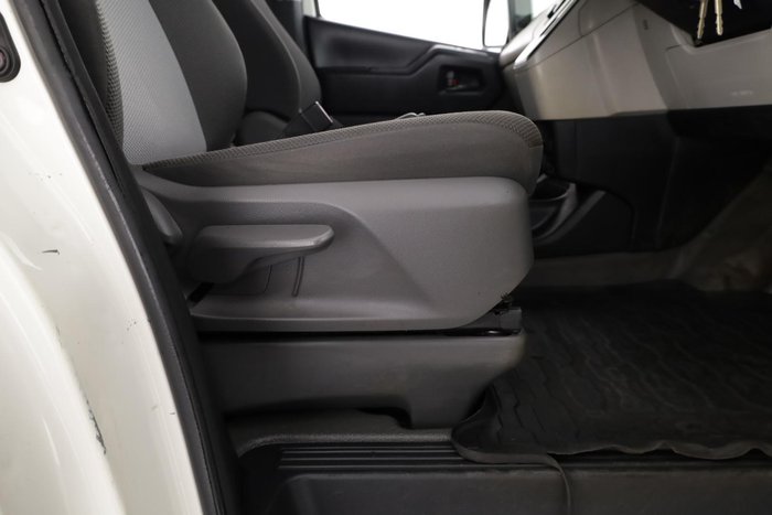 2021 Toyota Hiace Commuter