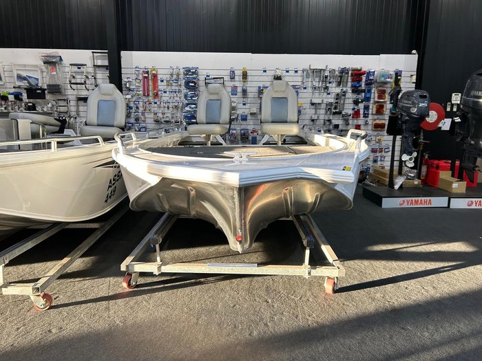 2026 Stacer 429 Assault Pro