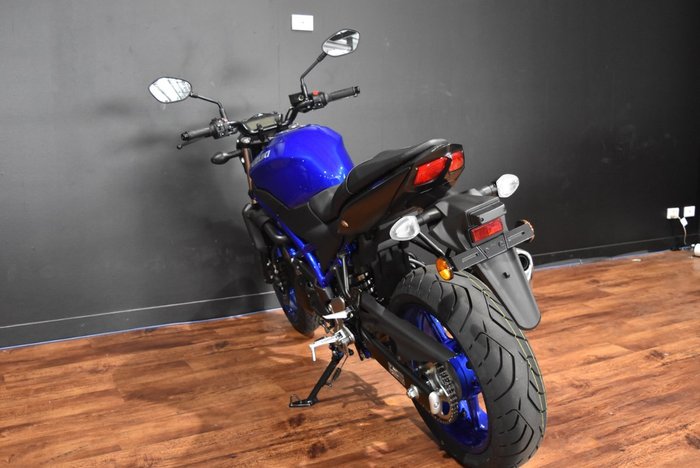 2025 Suzuki SV650 Blue