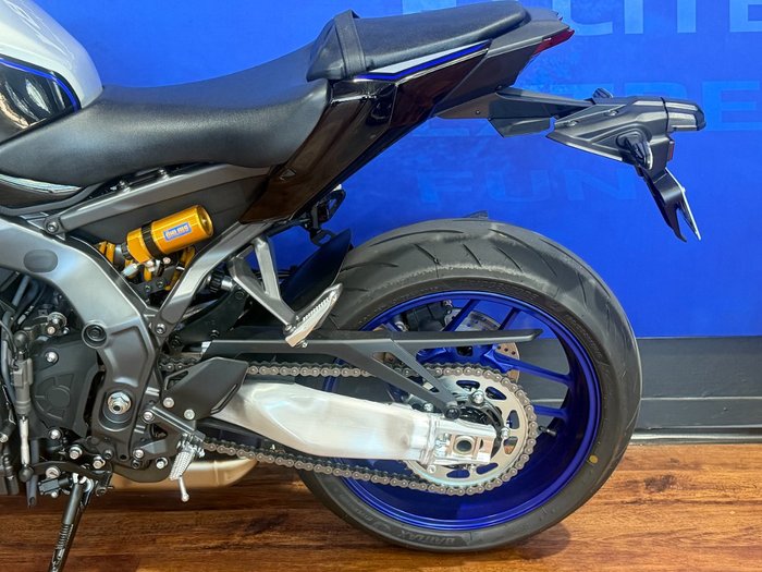 2025 Yamaha MT-09A (MT-09) Silver