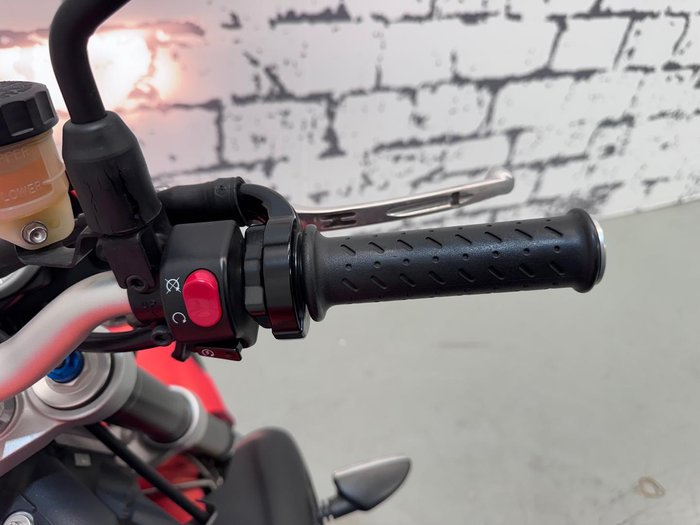 2009 Triumph Street Triple R Street Triple Orange