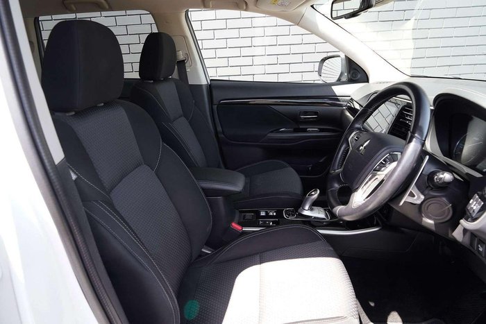 2021 Mitsubishi Outlander PHEV ES