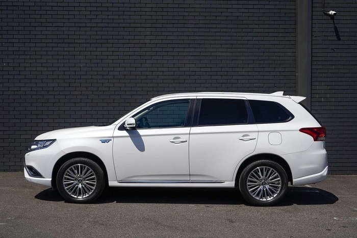 2021 Mitsubishi Outlander PHEV ES