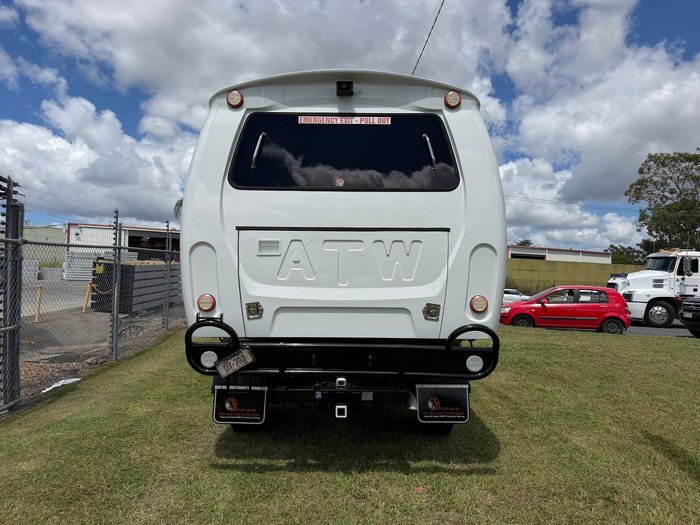 2020 Isuzu Nps Atw White