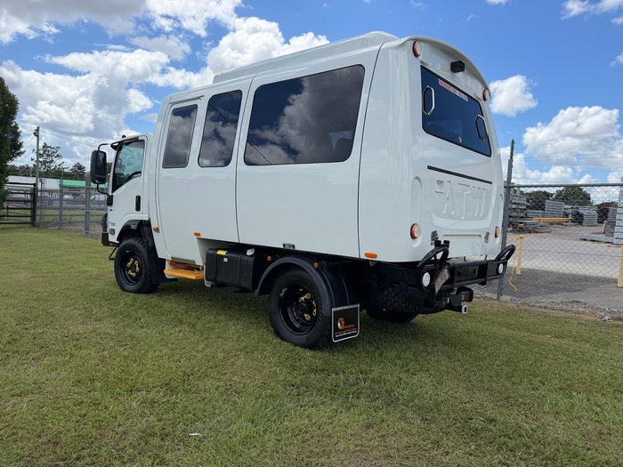 2020 Isuzu Nps Atw White