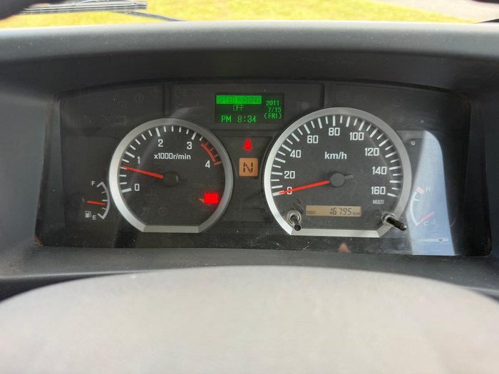 2020 Isuzu Nps Atw White