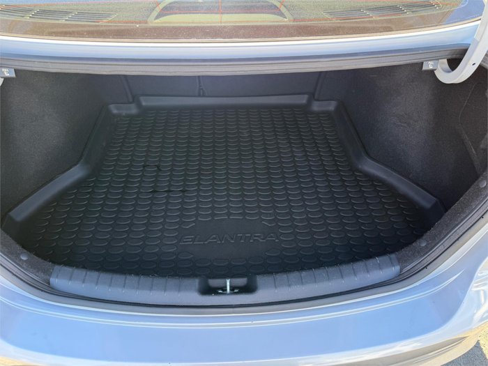 2015 HYUNDAI ELANTRA ACTIVE MD SERIES 2 (MD3) SILVER OR CHROME