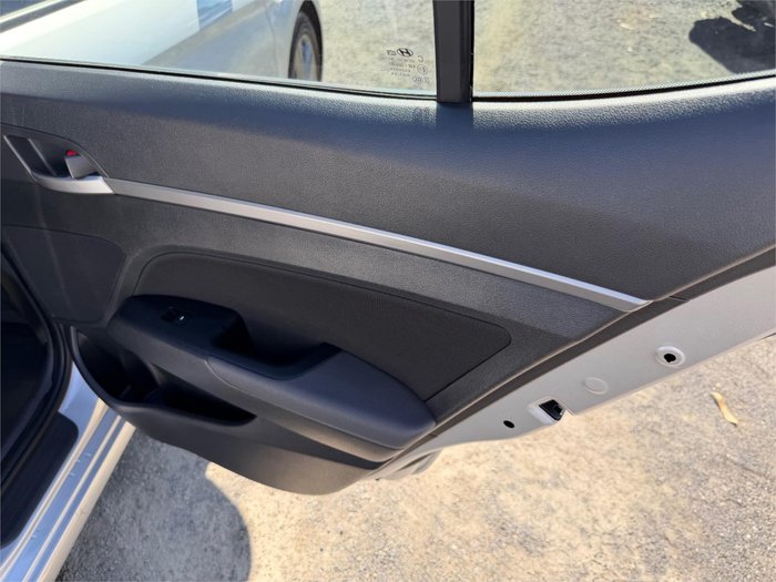 2015 HYUNDAI ELANTRA ACTIVE MD SERIES 2 (MD3) SILVER OR CHROME