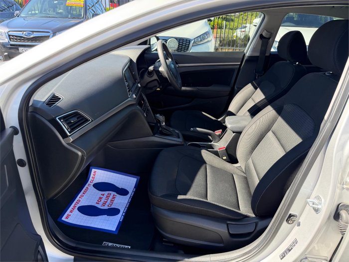 2015 HYUNDAI ELANTRA ACTIVE MD SERIES 2 (MD3) SILVER OR CHROME