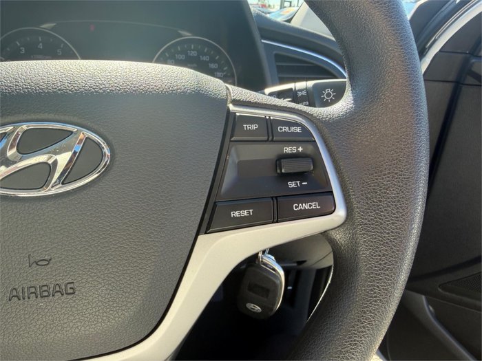 2015 HYUNDAI ELANTRA ACTIVE MD SERIES 2 (MD3) SILVER OR CHROME