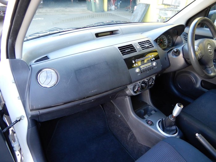 2008 Suzuki Swift RS415 Pearl White