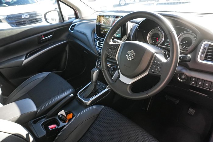 2023 Suzuki S-Cross Plus