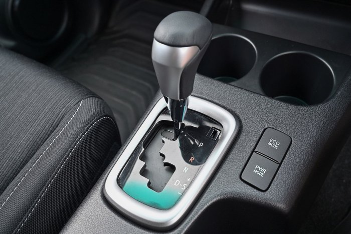 2020 Toyota Hilux SR5