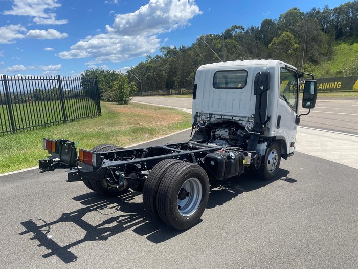 2025 Isuzu N Series NMR 60/45-150