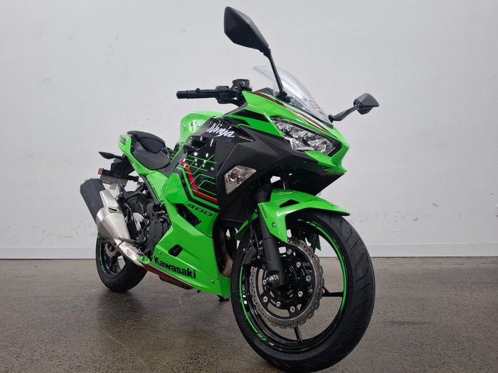 2022 Kawasaki NINJA 400 KRT INSPIRED CG Green