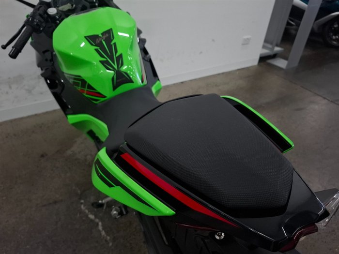 2022 Kawasaki NINJA 400 KRT INSPIRED CG Green