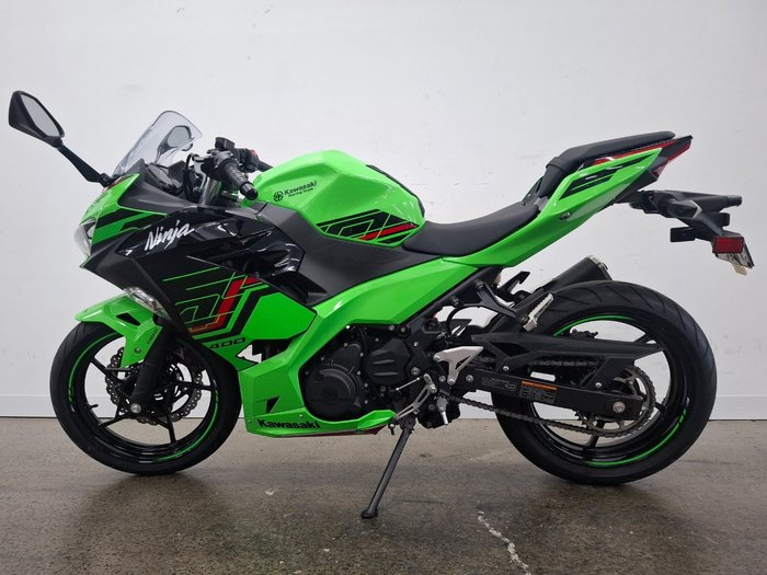 2022 Kawasaki NINJA 400 KRT INSPIRED CG Green