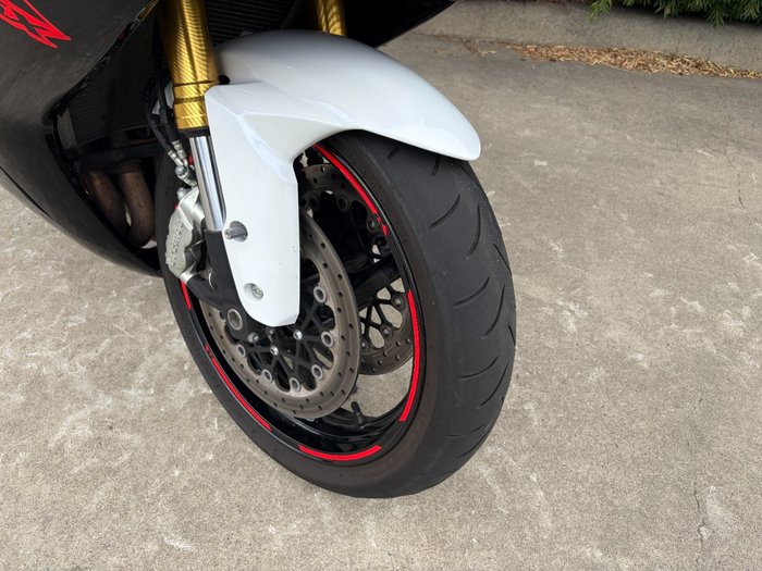 2019 Suzuki GSX-R750 White