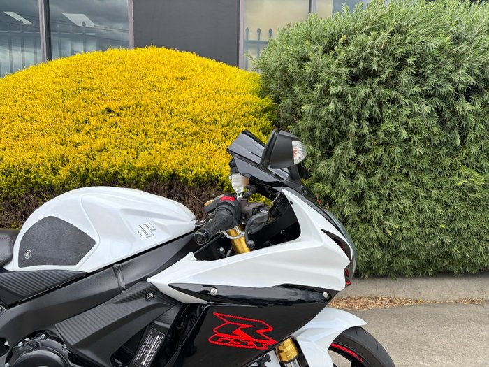 2019 Suzuki GSX-R750 White