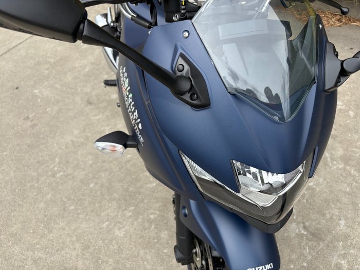 2024 Suzuki GIXXER Blue