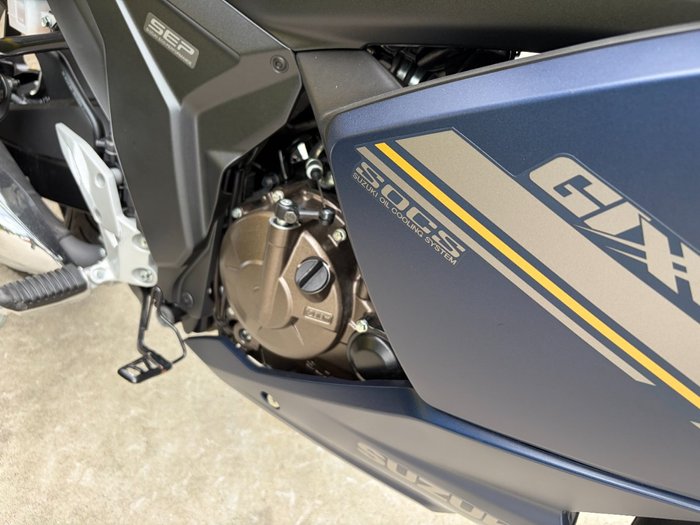 2024 Suzuki GIXXER Blue
