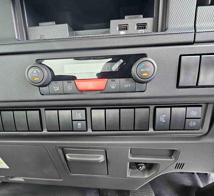 2025 Isuzu Fvr 170-300 At R60
