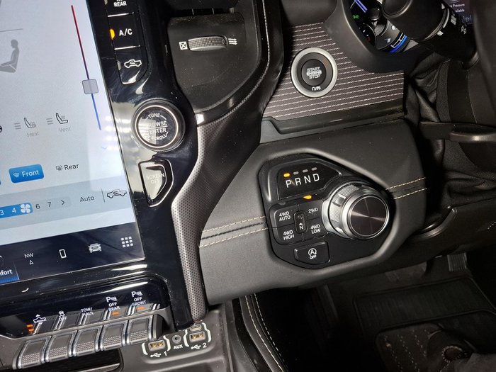 2021 RAM 1500 Limited DT MY22 4X4 Dual Range Diamond Black