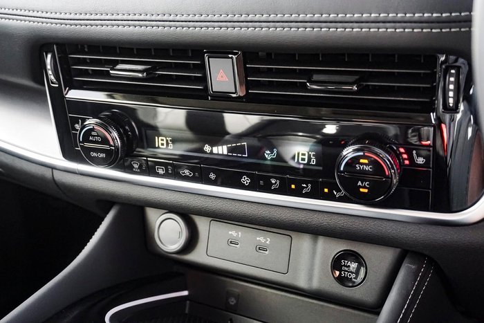 2025 Nissan X-TRAIL ST-L