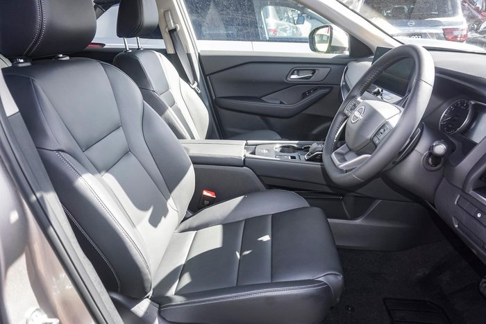 2025 Nissan X-TRAIL ST-L