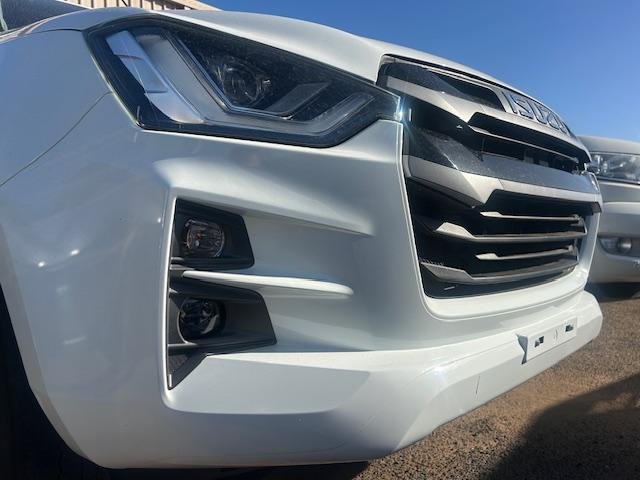 2022 Isuzu D-MAX LS-M MY22 4X4 Dual Range Mineral White