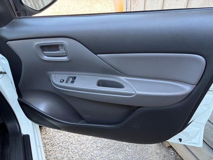 2016 Mitsubishi Triton GLX MQ MY17 4x2 White