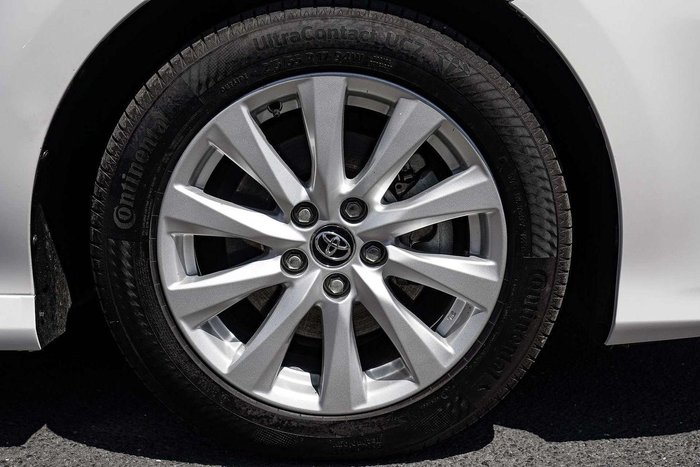 2019 Toyota Camry Ascent