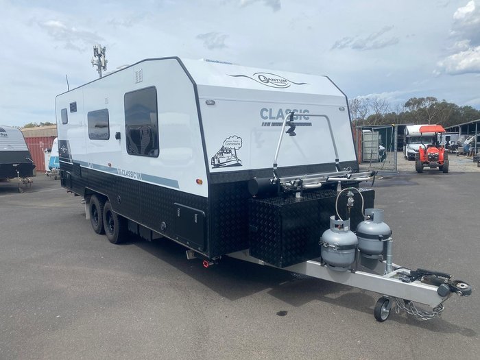 2024 Quantum Classic 21'6 - Simply Stunning