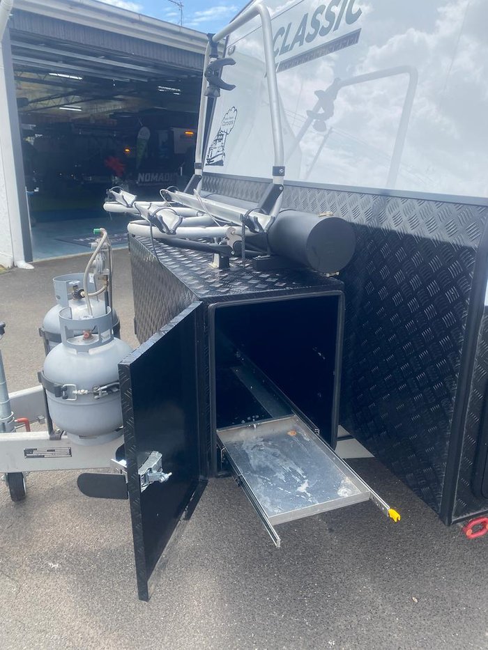 2024 Quantum Classic 21'6 - Simply Stunning