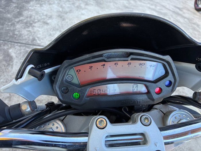 2009 DUCATI MONSTER 696 White