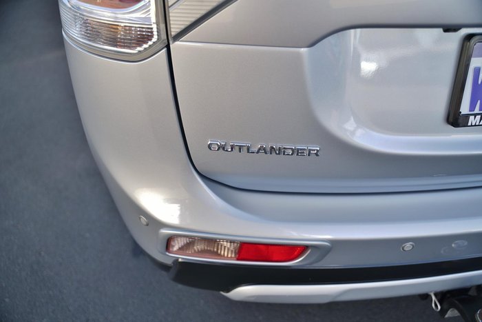 2014 Mitsubishi Outlander ES