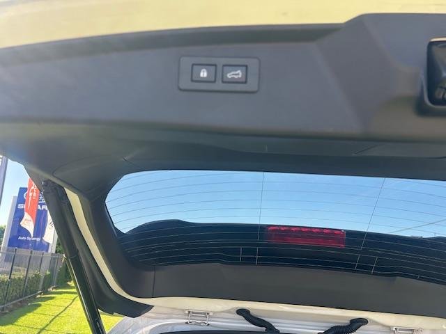 2025 Subaru Outback AWD Touring XT 6GEN MY25 AWD Crystal White