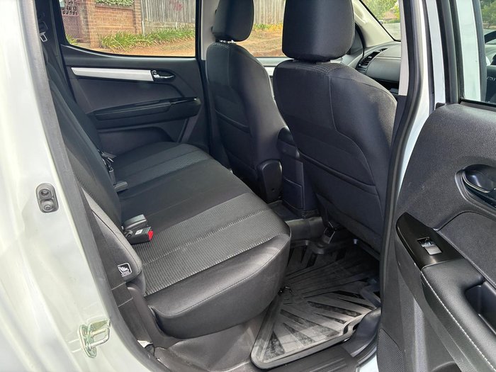 2019 Isuzu D-MAX LS-M